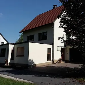Apartment Lang, Plankenfels